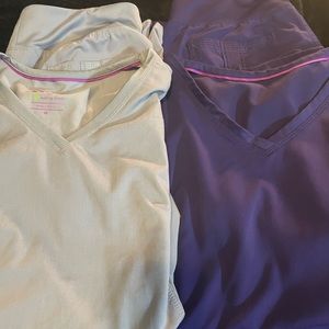 Nursing scrubs size medium petite